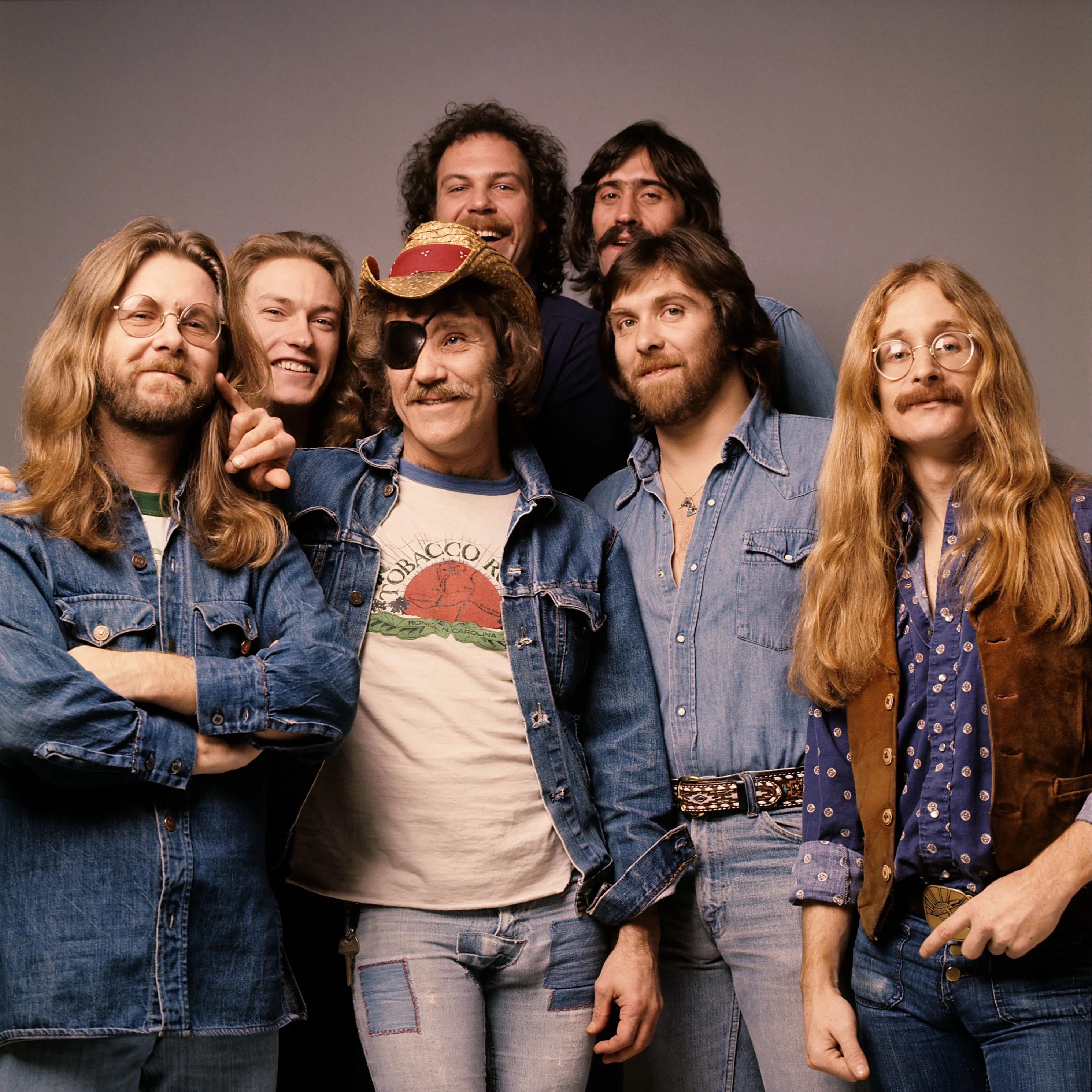 Jance Garfat, Bob Henke, Ray Sawyer, John Wolters, Billy Francis, Dennis Locorriere and Rik Elswit of Doctor Hook.
