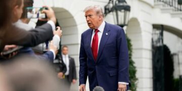 ‘It was a trap’: Ex-GOP operative warns Republicans made fatal blunder with Trump