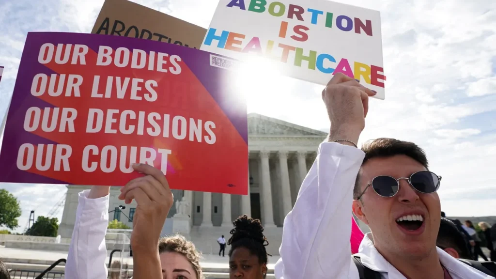 Supreme Court deals conservatives major setback in war on abortion pill