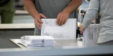 GOP embraces ‘unitary executive’ theory to give Trump sweeping control over mail-in voting