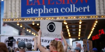 Stephen Colbert’s MAGA-friendly replacement flops upon debut: report