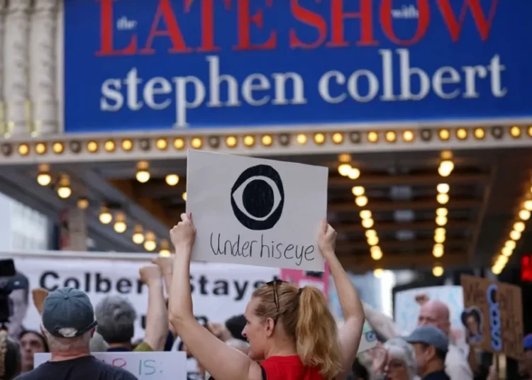 Stephen Colbert’s MAGA-friendly replacement flops upon debut: report