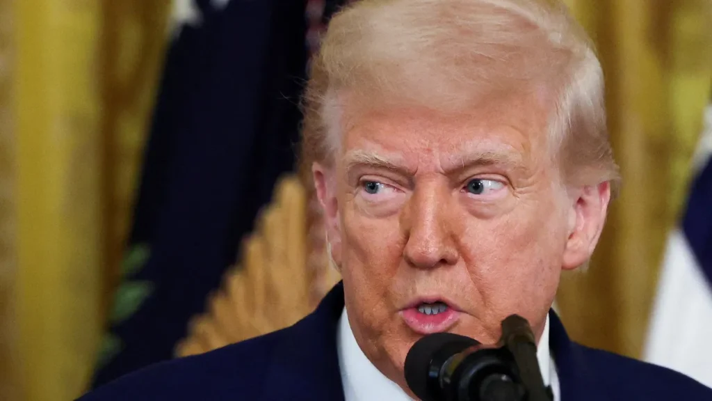 Reporter uncovers bizarre language in DOJ court filing: ‘Trump’s fingerprints all over it’
