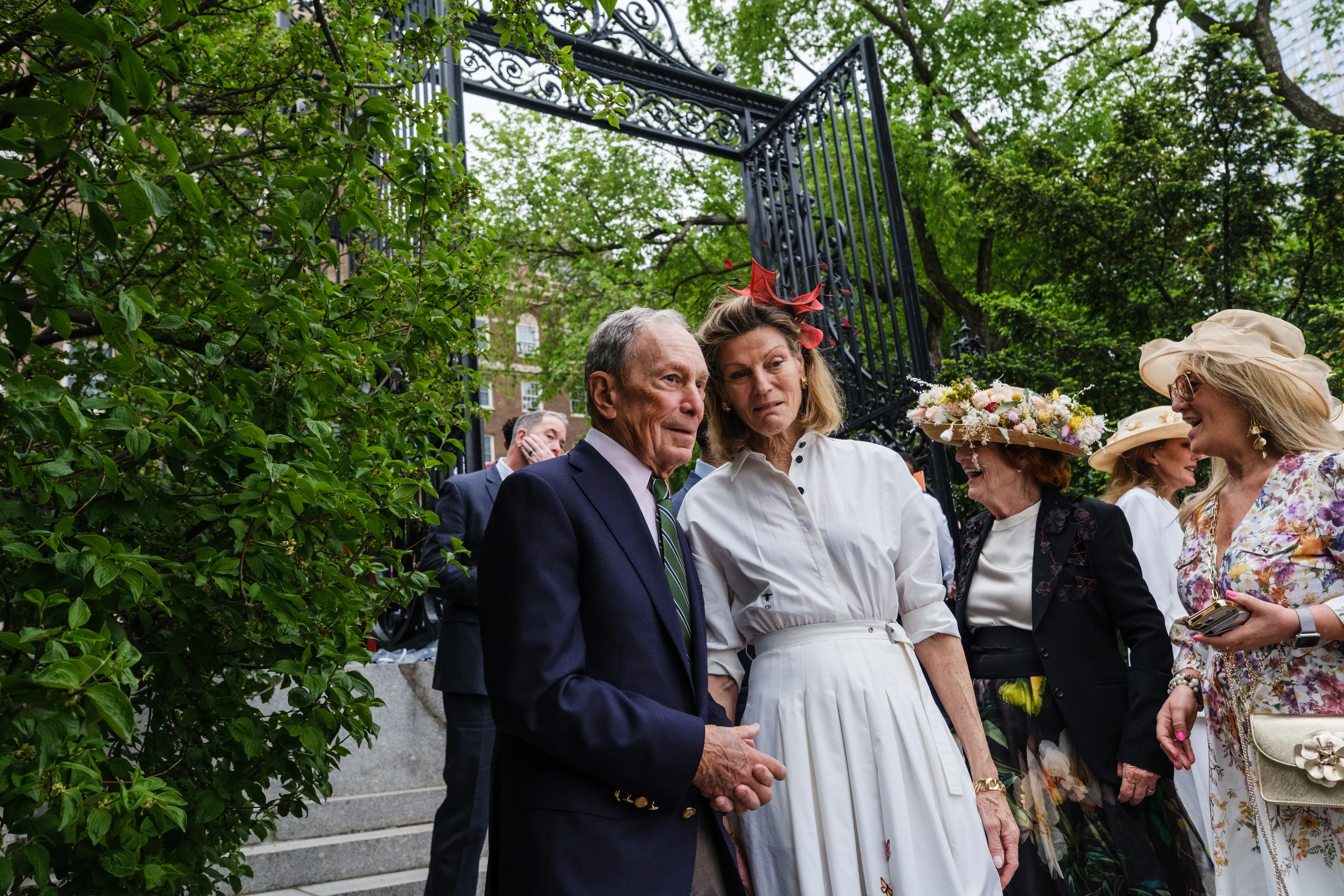 Michael Bloomberg, Betsy Smith 