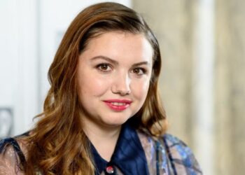 ‘Game of Thrones’ Actress Details Wellness Cult That Sent Her to the Hospital: ‘I Was Looking for Something to Fix Me’