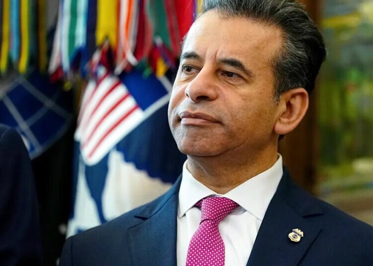 Flavored vapes doomed Trump’s FDA head