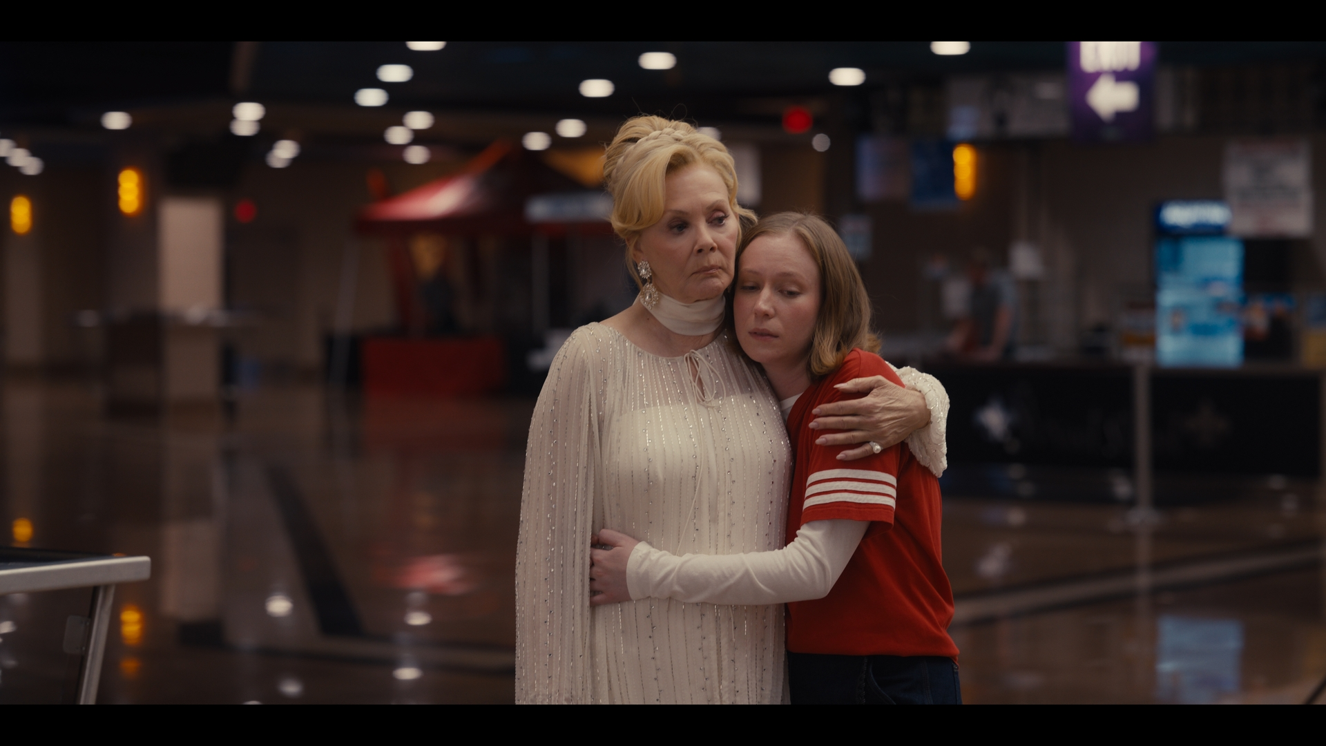 Jean Smart and Hannah Einbinder in 