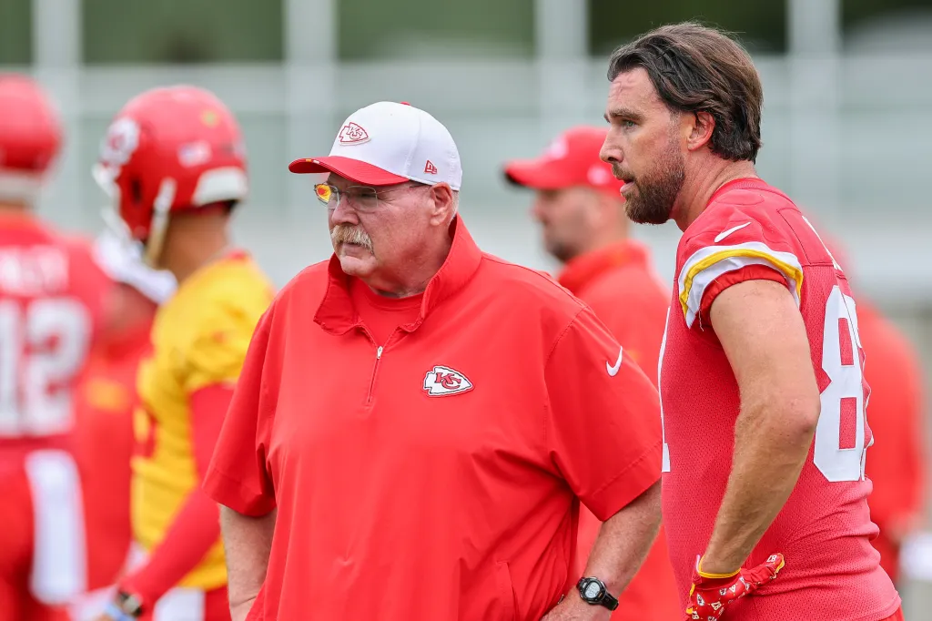 Head Coach Andy Reid and Travis Kelce during Kansas City Chiefs minicamp.