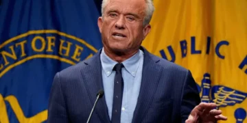 ‘The wrong leader’: Ex-White House doctor has scorching smackdown for RFK Jr.