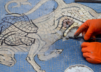 Milan Bull Is Getting New Testicles After Tourists Rubbed Them Completely Off