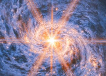 James Webb Spots Strange Structure at Core of Distant Galaxy