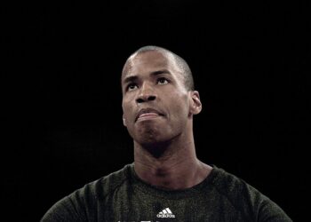 Basketball Fans and LGBT Advocates Pay Tribute to Jason Collins, NBA’s First Openly Gay Player, After Death at 47