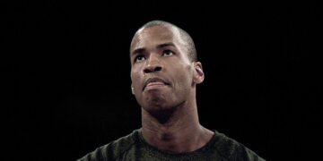 Basketball Fans and LGBT Advocates Pay Tribute to Jason Collins, NBA’s First Openly Gay Player, After Death at 47