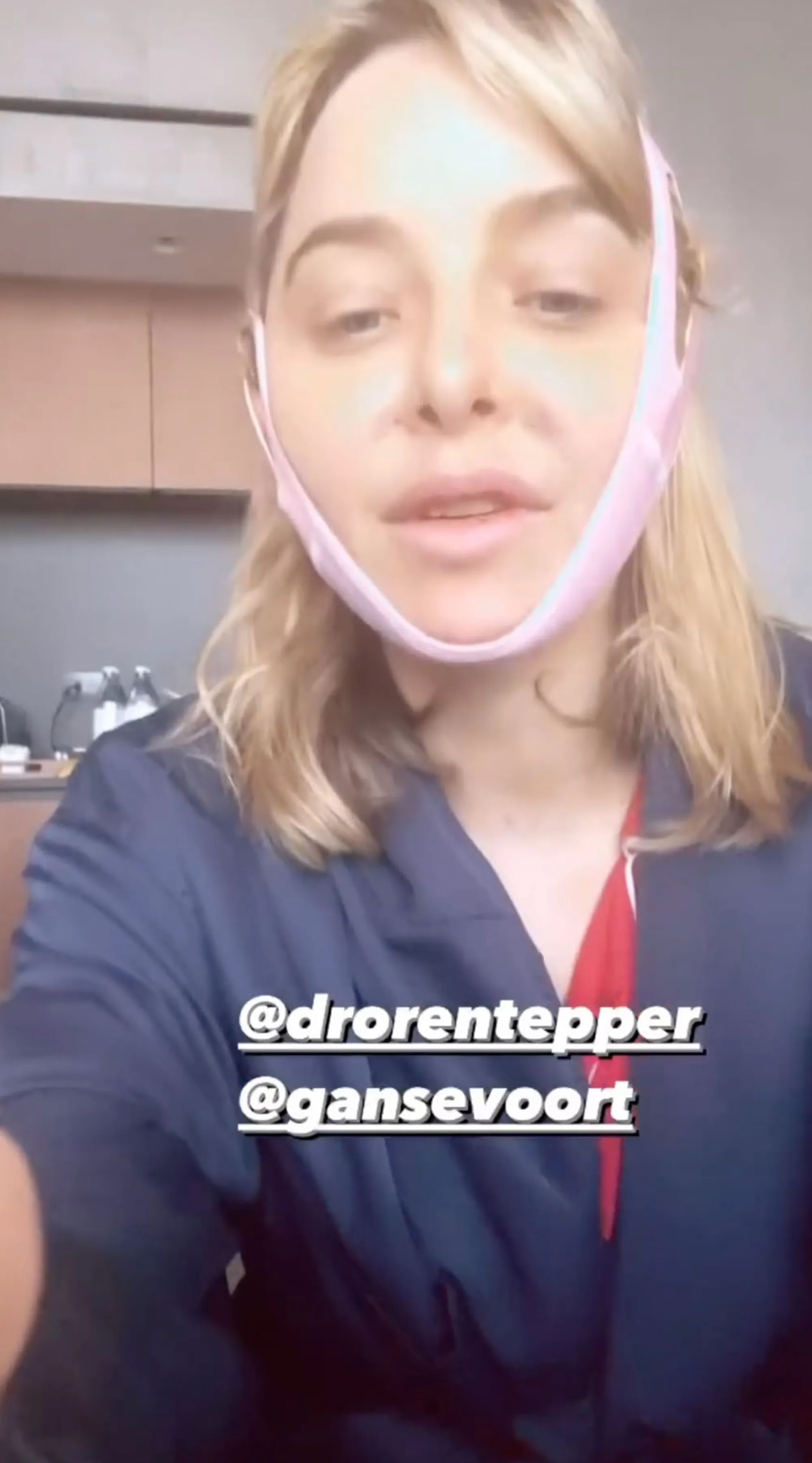 Jenny Mollen.