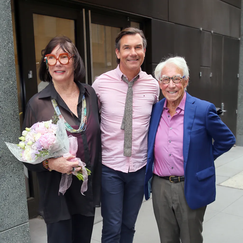 Jerry O'Connell poses with his parents, Linda and Michael O'Connell, outside the Live with Kelly & Mark studio.