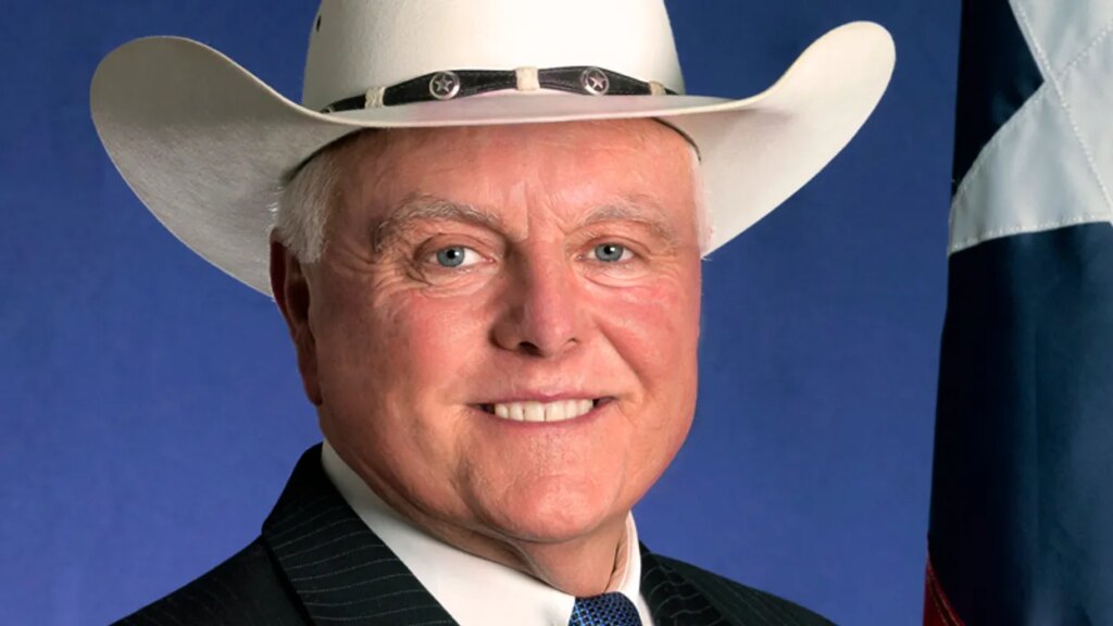 Texans Republicans snipe at each other over Trump’s gas relief plan