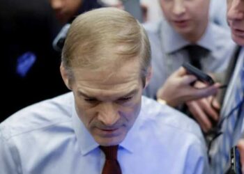Jim Jordan squirms as Kaitlan Collins throws his words back in his face