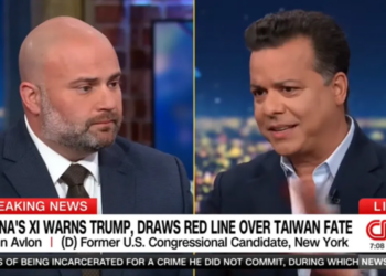 ‘Oh my god!’ Analyst comes unglued as GOP pundit brings up Biden on CNN