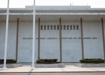 Judge Orders Trump to Remove His Name From Kennedy Center