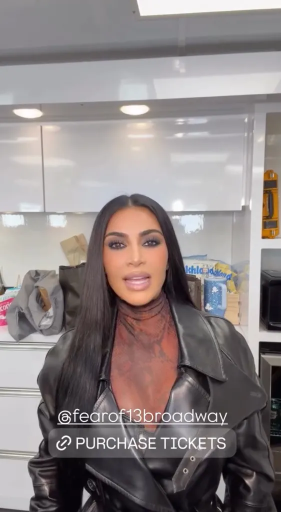 Kim Kardashian promoting 