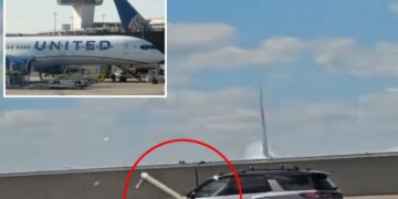 United plane strikes light pole, tractor-trailer on NJ Turnpike while landing at Newark Airport: officials