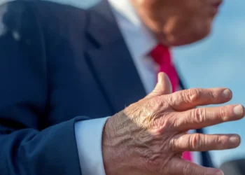 ‘You’re an idiot’: White House lashes out at CNN for reporting on Trump’s ‘advanced age’