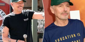Billy Bob Thornton says celebrity status is no reason to push pulical beliefs on others