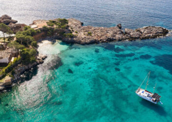 New Waterside Retreats for Those Lazy Days of Summer
