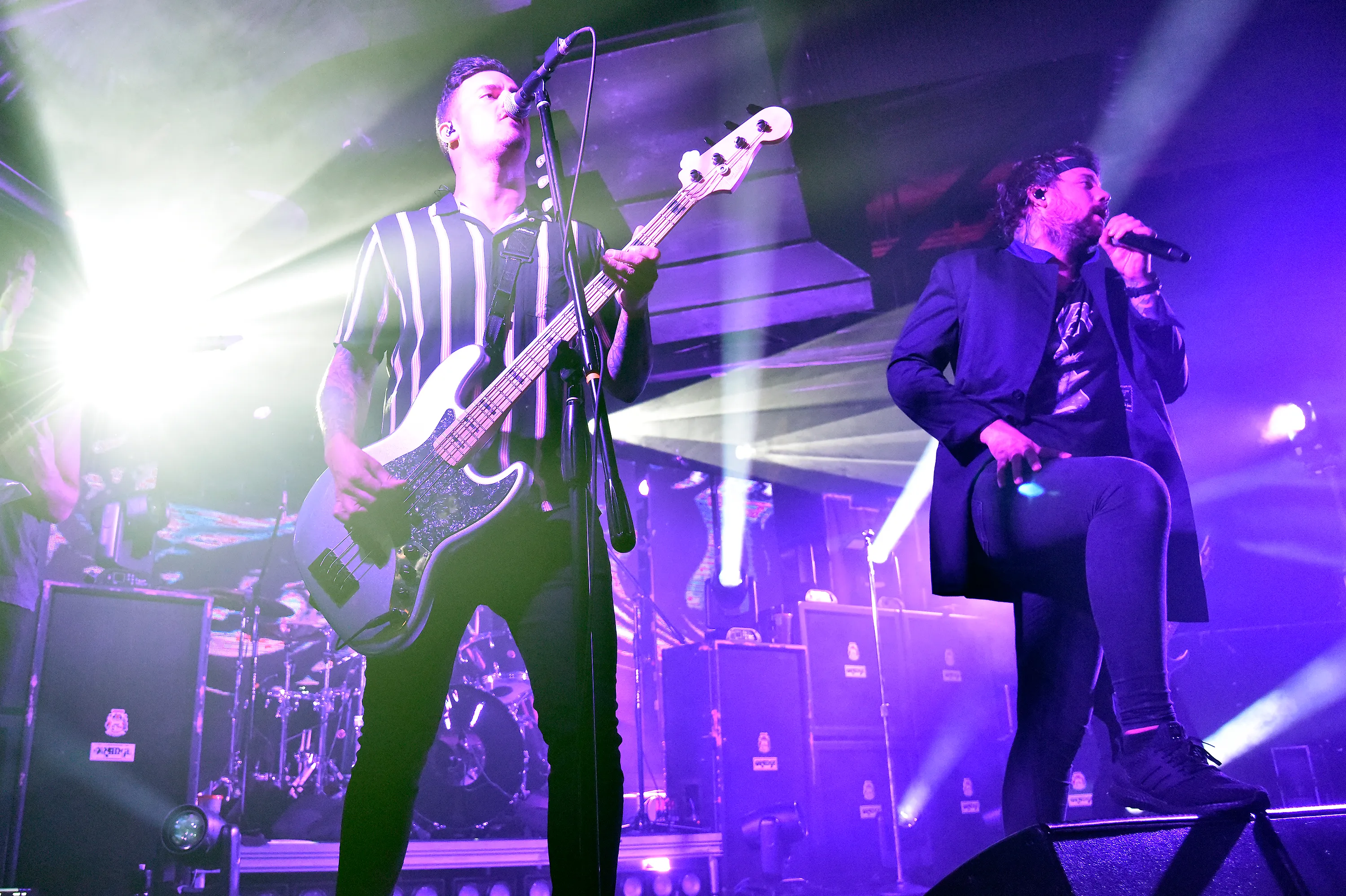 Oshie Bichar and Caleb Shomo of Beartooth performing live.