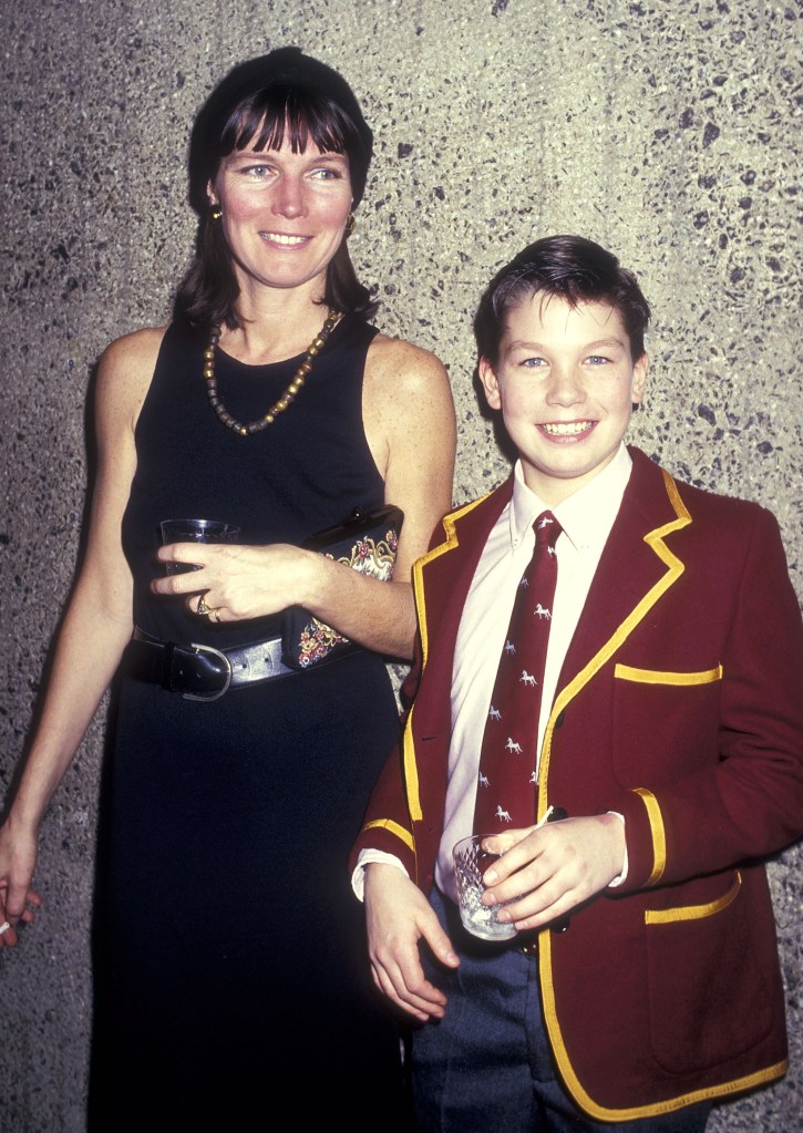 Jerry O'Connell and his mother Linda Witkowski smiling at an awards ceremony.