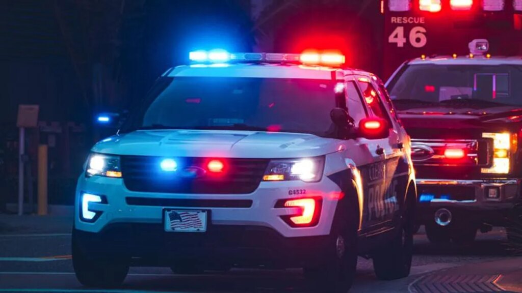 Couple caught using racial slurs while attacking child and spraying hose at group in cafe