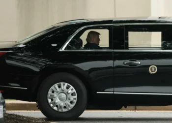 Major red flag at Trump medical visit suggests it was far from routine: onlooker