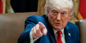 Trump slip-up reveals he’s willing to drag GOP down in latest ‘delusion’: columnist