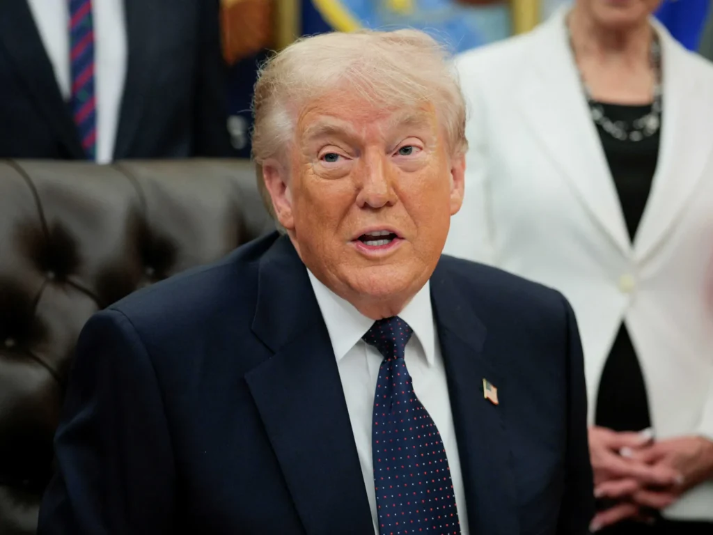 GOP staffers secretly using ‘burner phones’ to bet against their own party: analysis