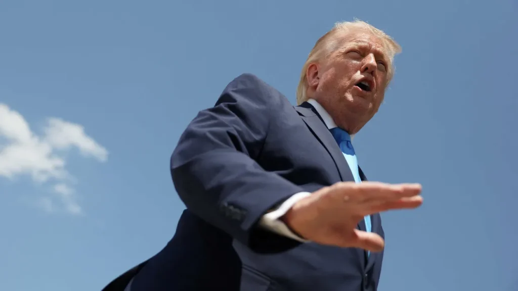Trump set ally’s hair on fire by inching closer to Iran war surrender: Insider