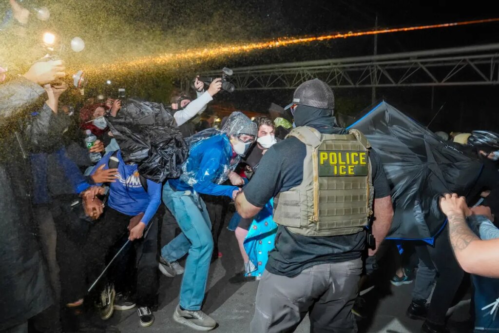 The feds and the Democratic Party must both confront the Antifa threat