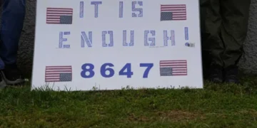 Veteran congressional hopeful dares Trump to ‘arrest us all’ as he hawks ’86 47′ merch
