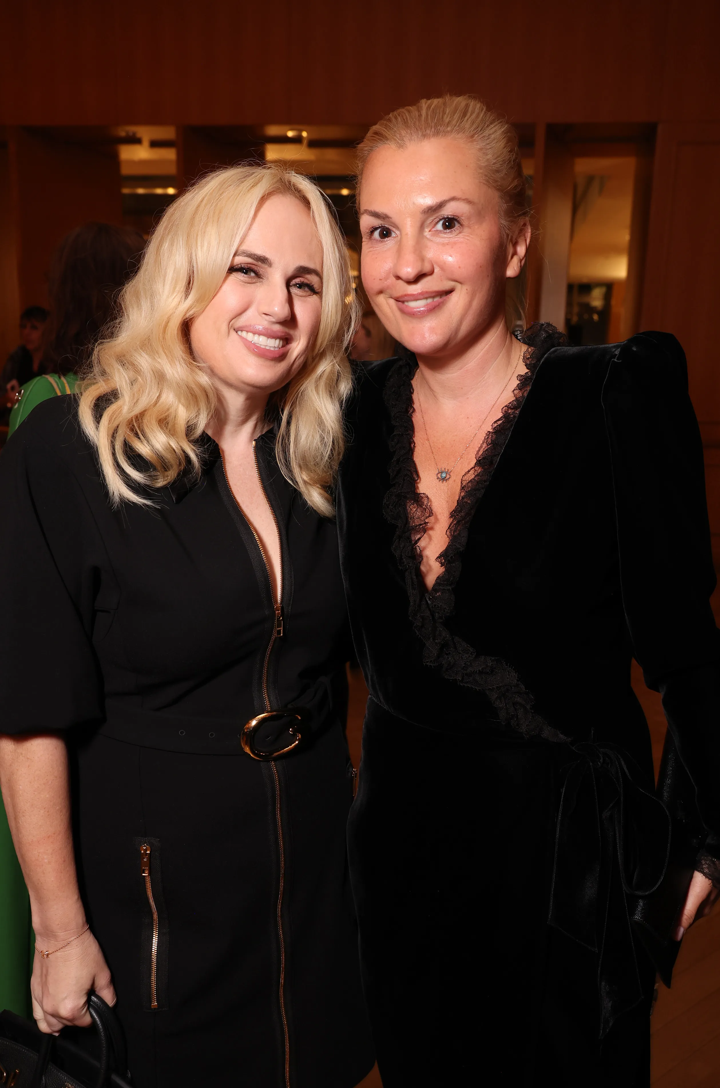 Rebel Wilson and Ramona Agruma posing at the 