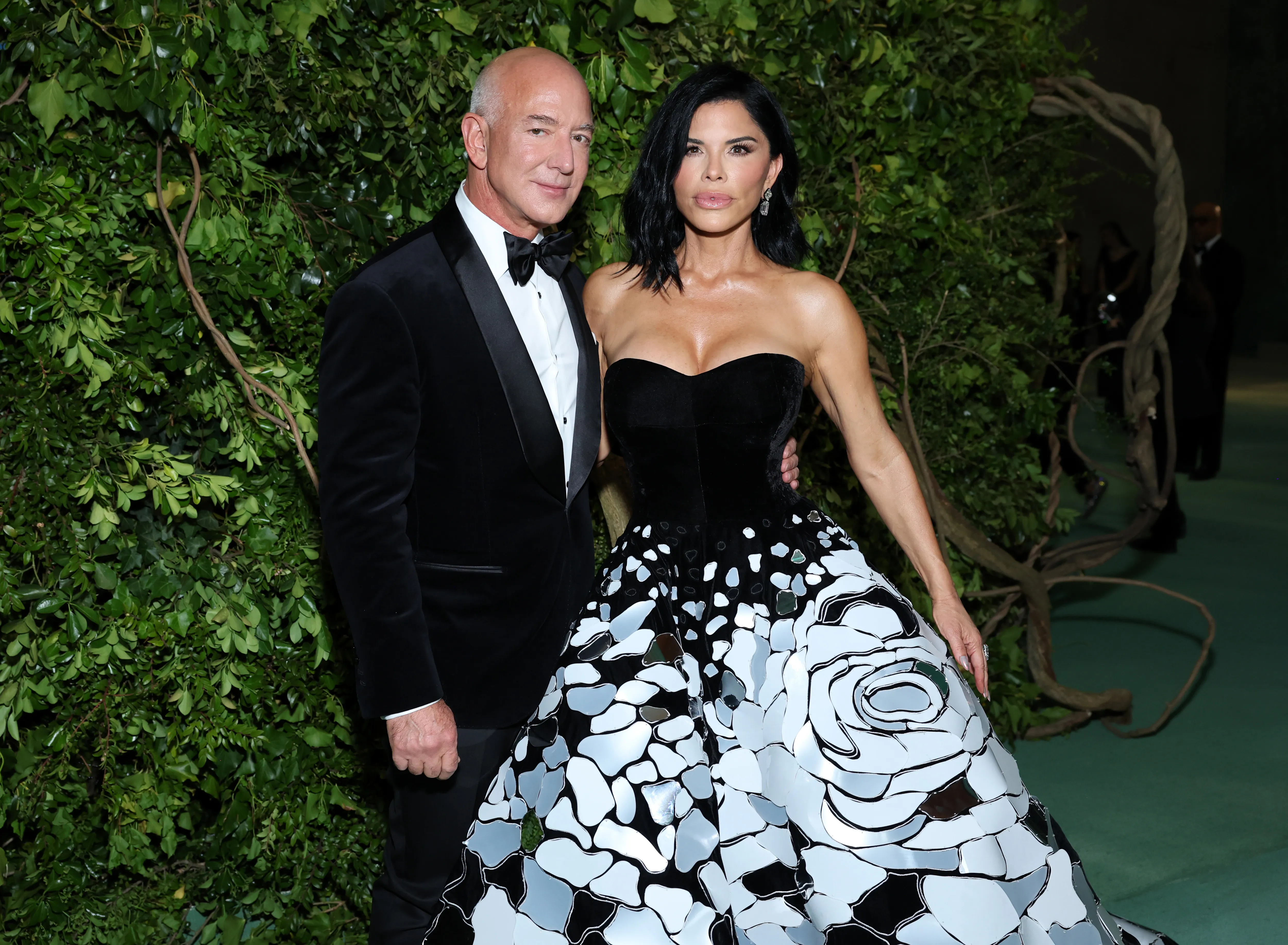 Jeff Bezos and Lauren Sanchez
