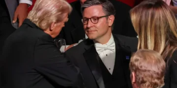 Alarm as GOP lawmakers hand themselves cash offer: ‘Republicans in Congress did what???’