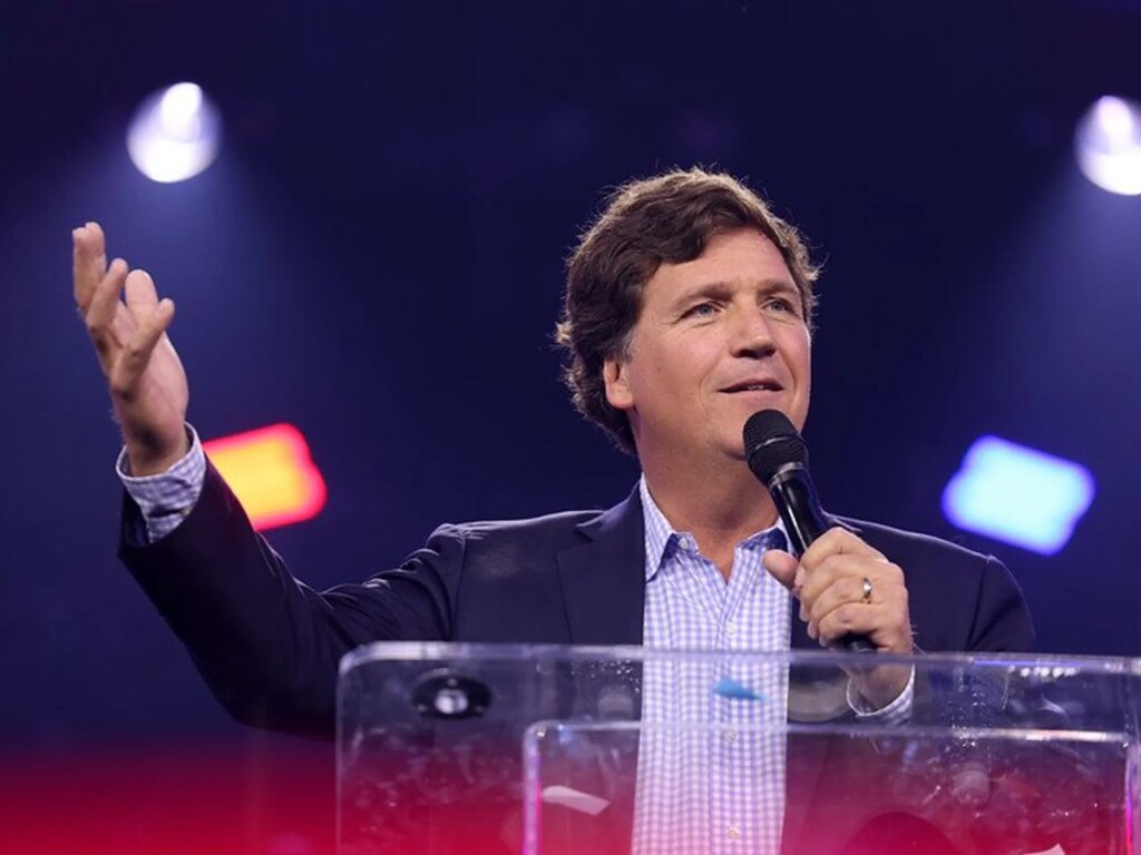 Observers agog as ‘liar’ Tucker Carlson has his words thrown in his face: ‘What a kook’