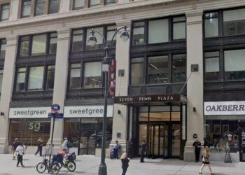 Feil’s 7 Penn Plaza to lease three floors to HDR Engineering
