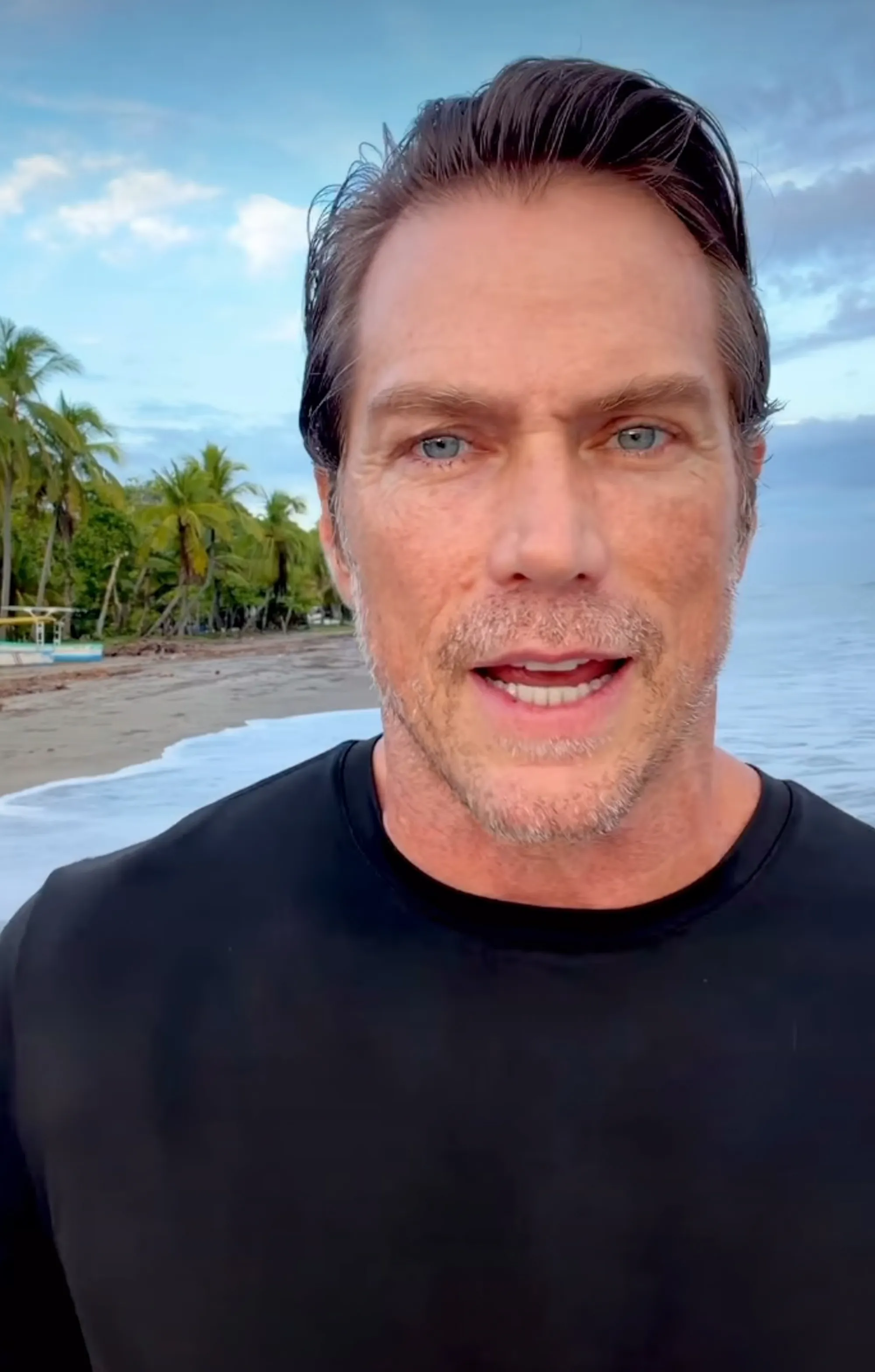 Jason Lewis at the beach.