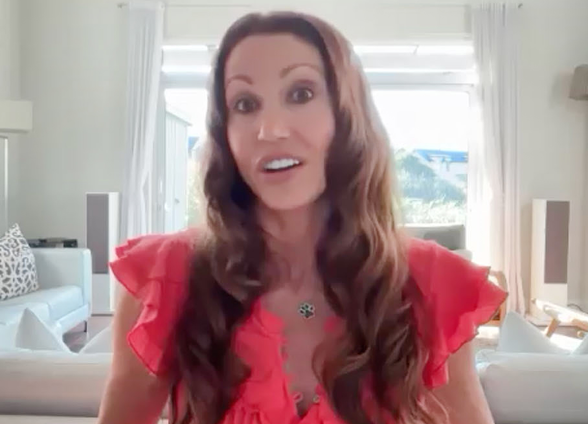 Shannon Elizabeth speaking to the camera.