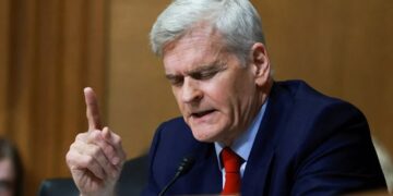 ‘The executioner comes’: James Carville sees no path for GOP senator who wronged Trump
