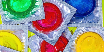 6 Condom Mistakes You’re Definitely Making During Sex
