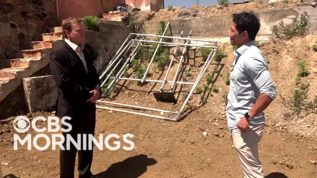 Spencer Pratt being interviewed by a CBS News correspondent.