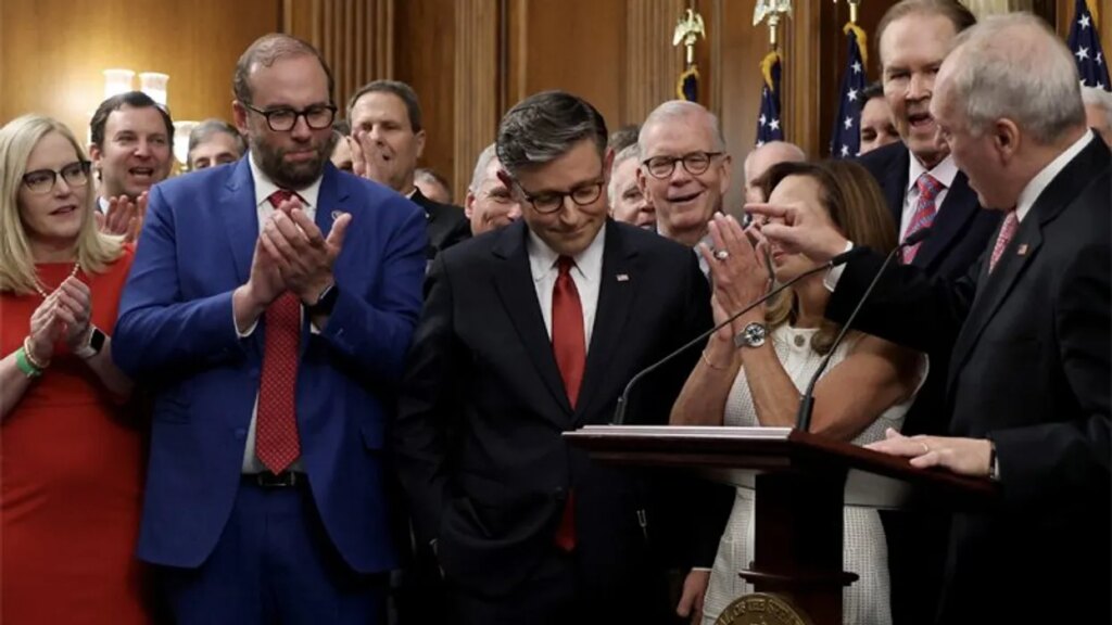 GOP infighting heats up as Trump’s whims push Republicans to the brink: report