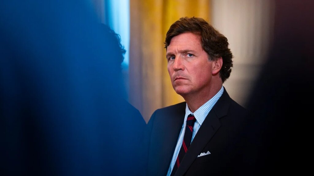 Tucker Carlson Says Trump Was a ‘Hostage’ in Iran War Decision: ‘He Never Seemed Enthusiastic About It’