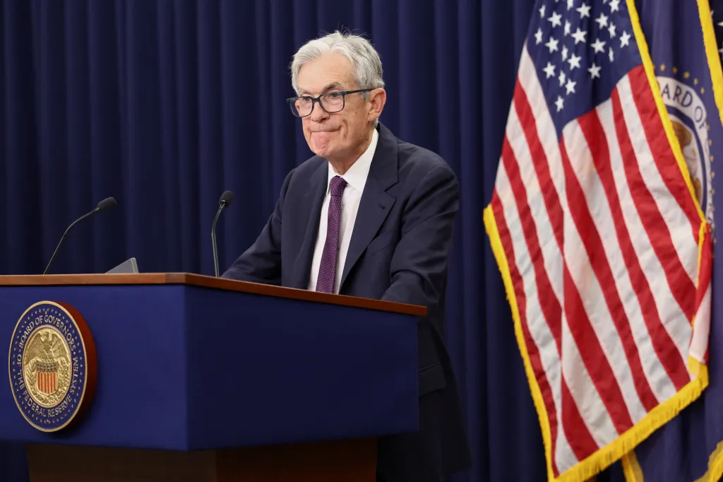 U.S. Federal Reserve Chair Jerome Powell attending a press conference.
